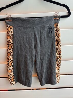 Disney animal kingdom cheetah bike shorts EUC size XS